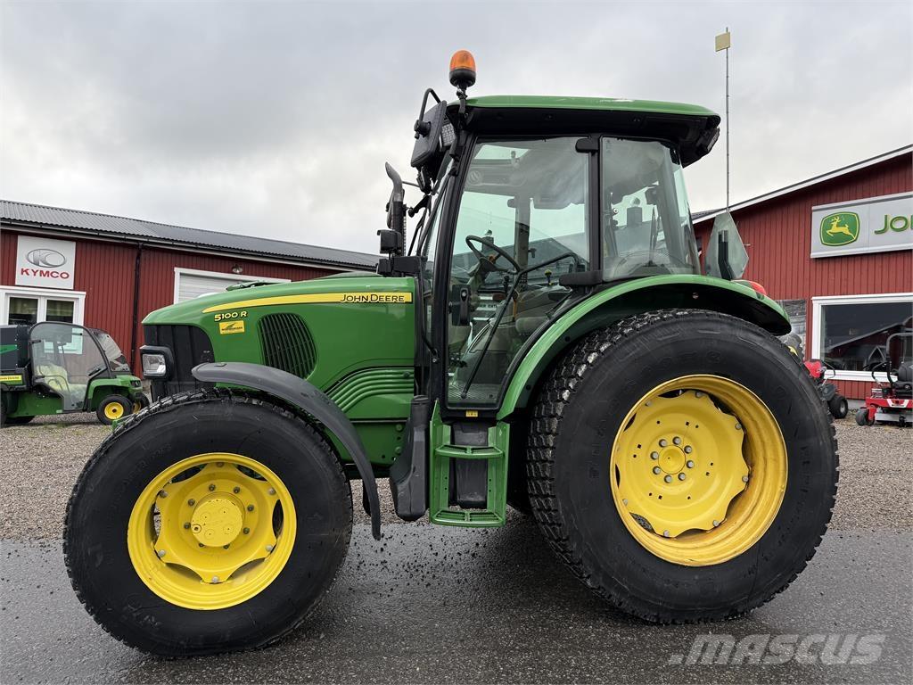 John Deere 5100R 트랙터