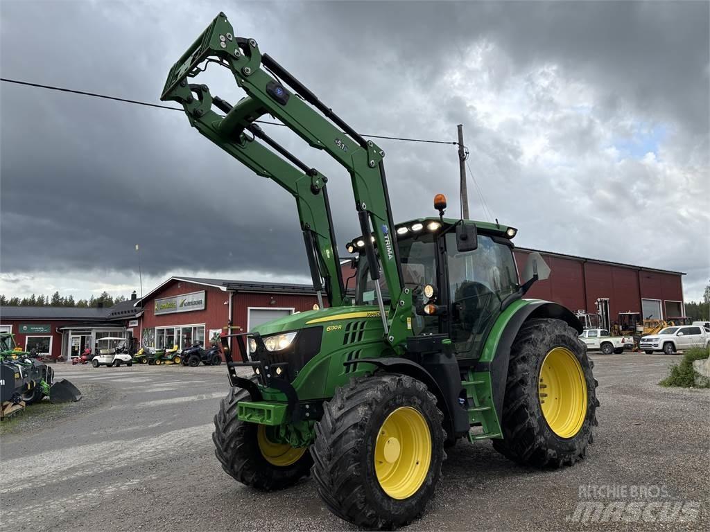 John Deere 6130R 트랙터
