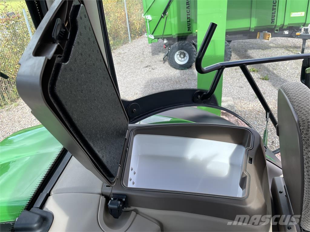 John Deere 6215R 트랙터