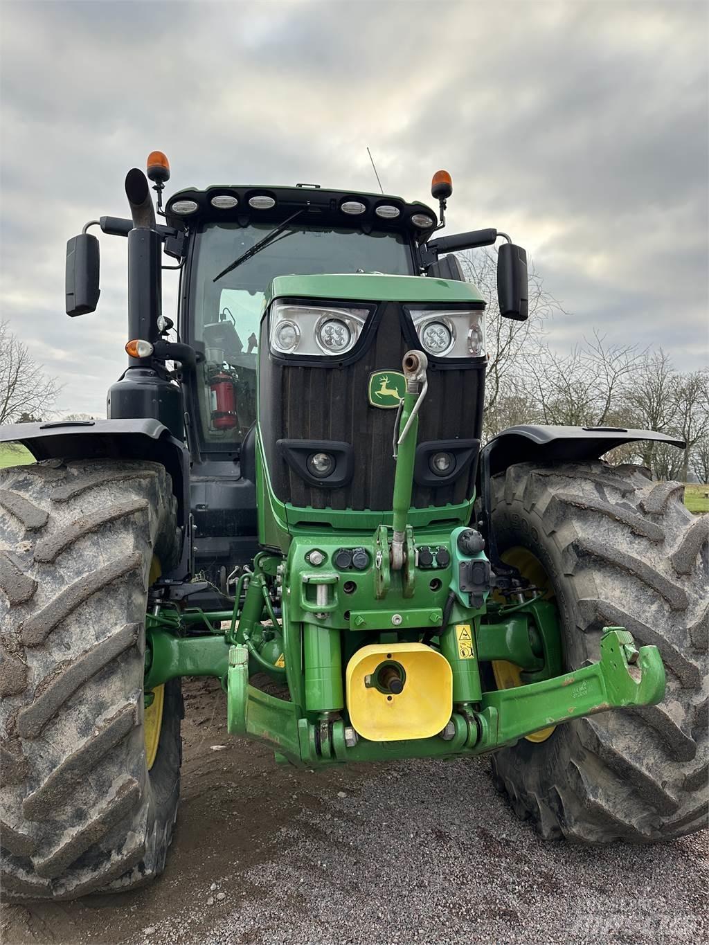 John Deere 6250R 트랙터