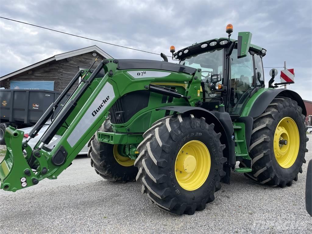 John Deere 6R 215 트랙터