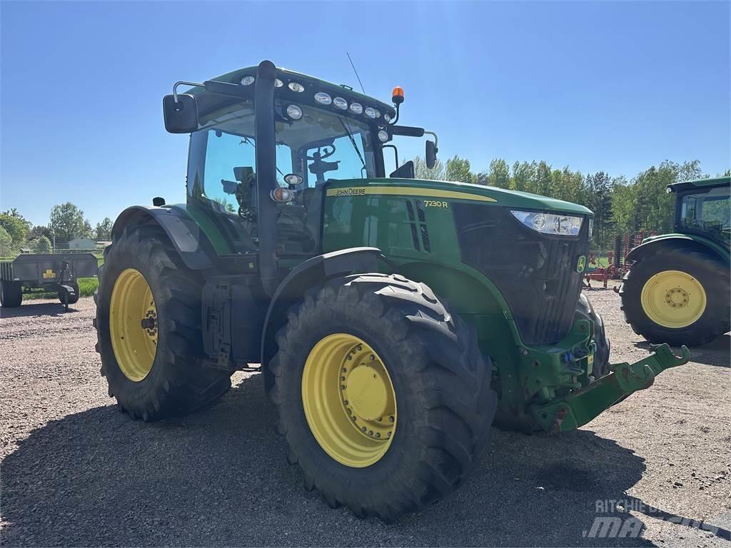 John Deere 7230R 트랙터