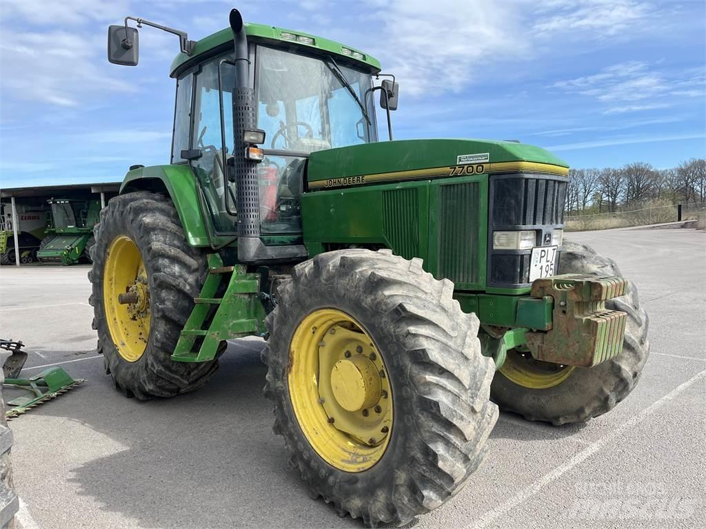 John Deere 7700 트랙터