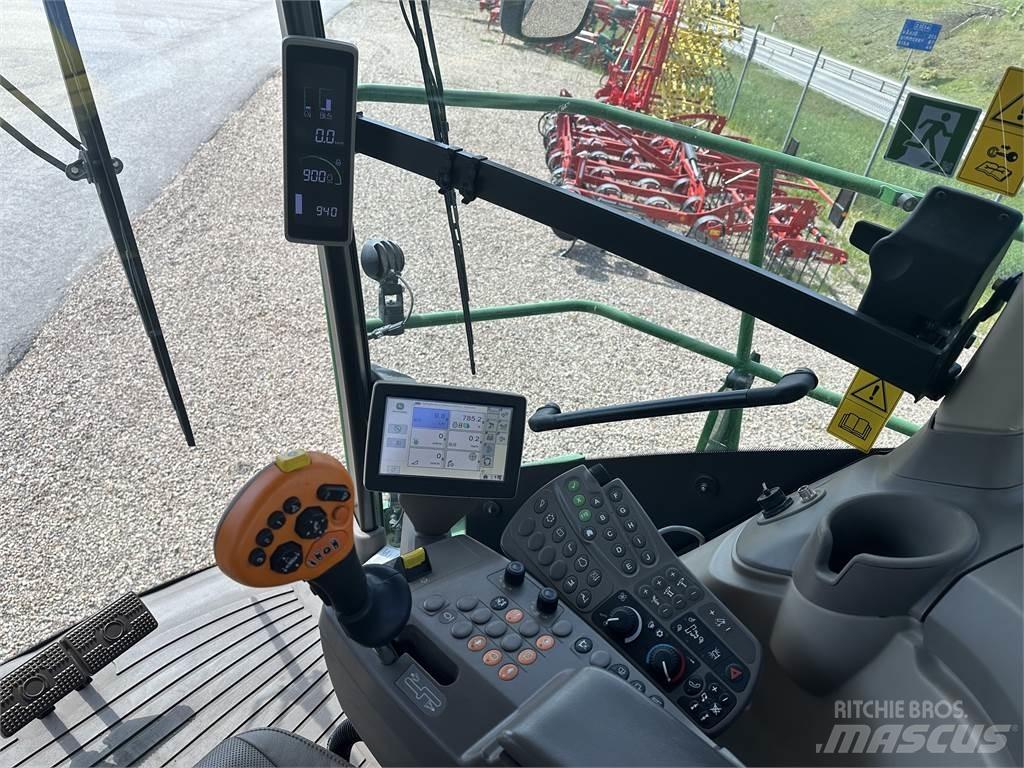 John Deere 8600 자동 초지기계