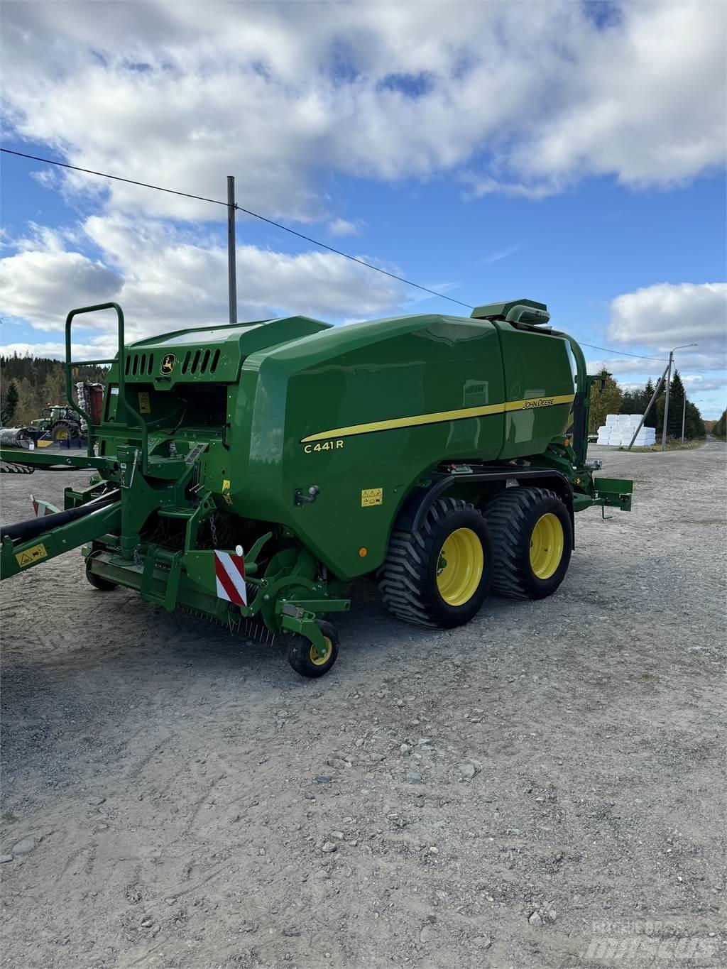 John Deere C441R boggie 기타 목초 수확용 장비