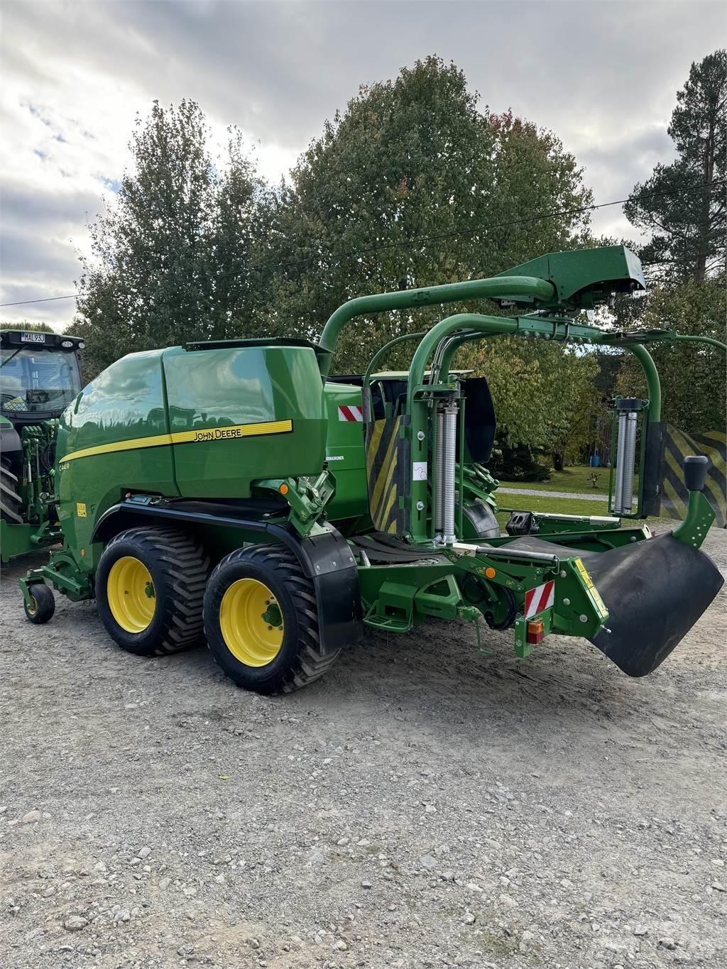 John Deere C441R boggie 기타 목초 수확용 장비