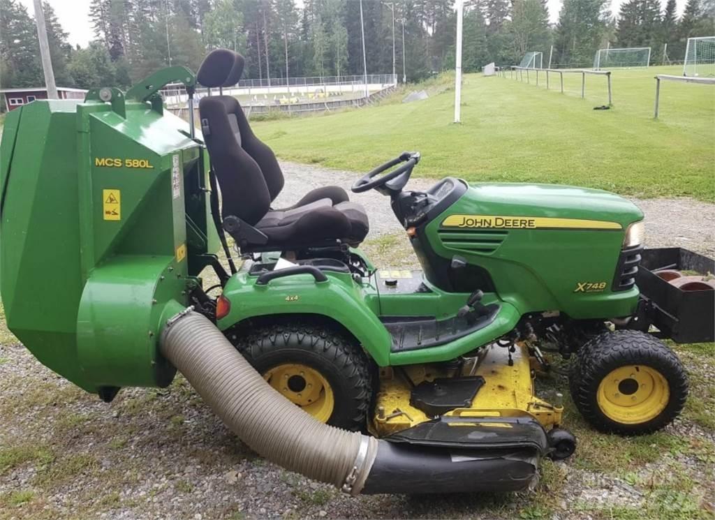 John Deere x748 탑승형 잔디깎기