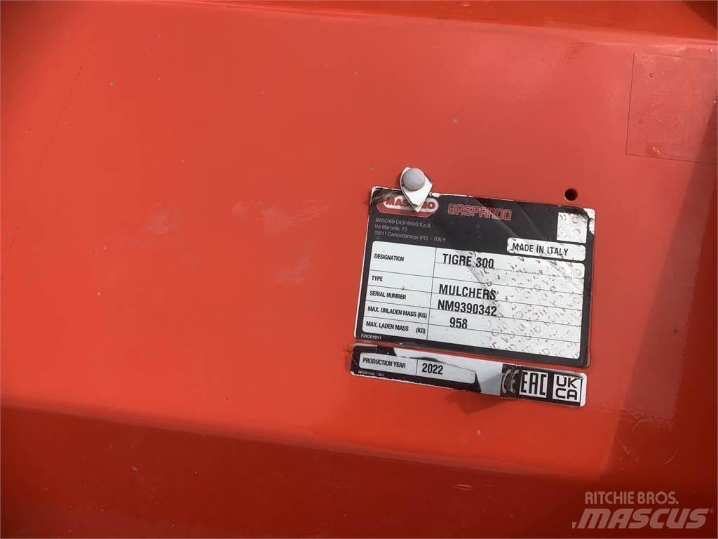 Maschio Tigre 300 HD 목장 제초기 및 토퍼