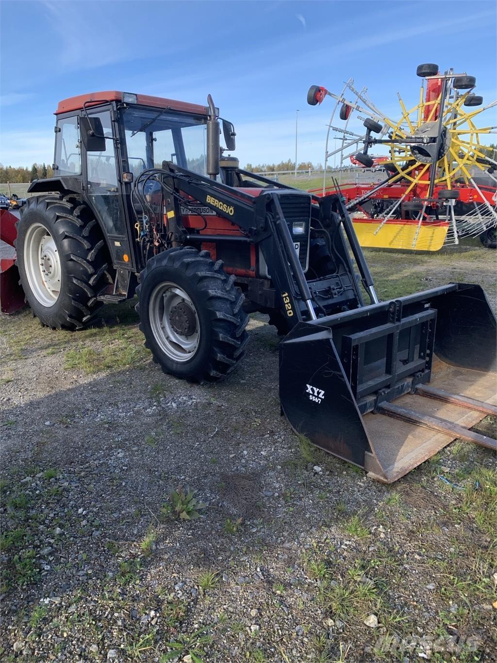 Massey Ferguson 365 4WD 트랙터