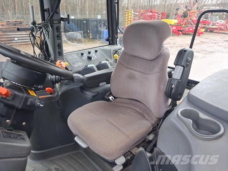 New Holland TM 190 트랙터