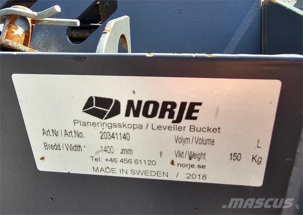 Norje PS140 + förhöjning  스키드로더