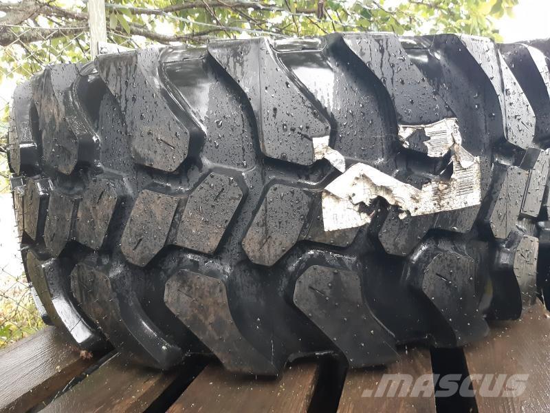  RESERVHJUL 405/70-18 타이어, 휠 및 림