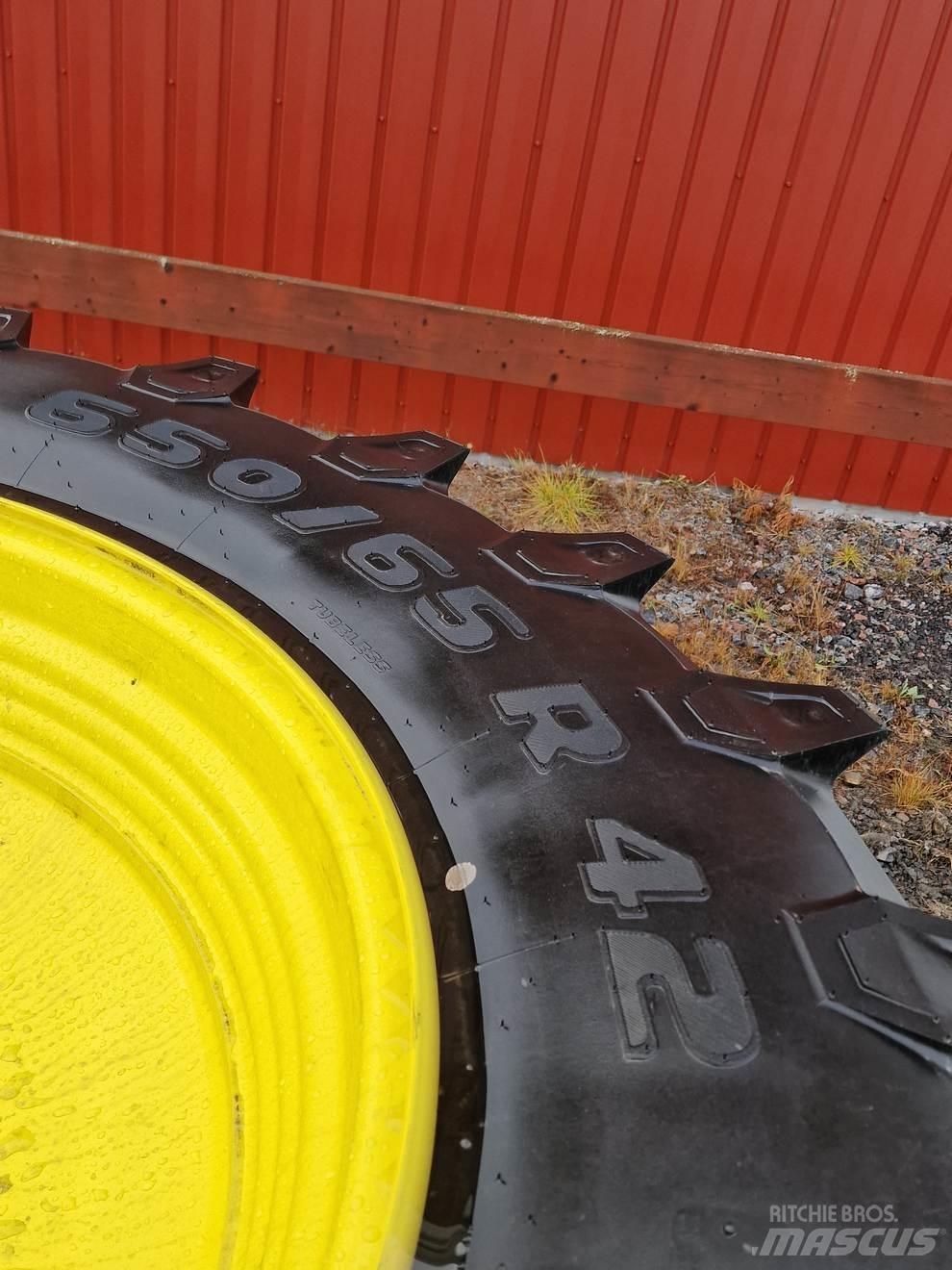 Trelleborg TM800 타이어, 휠 및 림