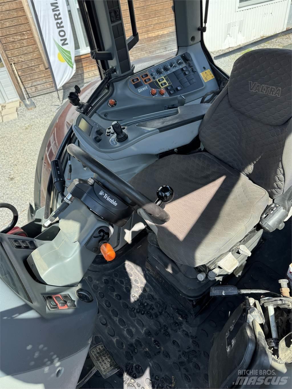 Valtra T203 Direct 트랙터