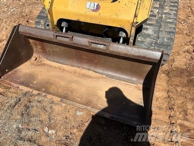 Bobcat 67 Smooth 버켓