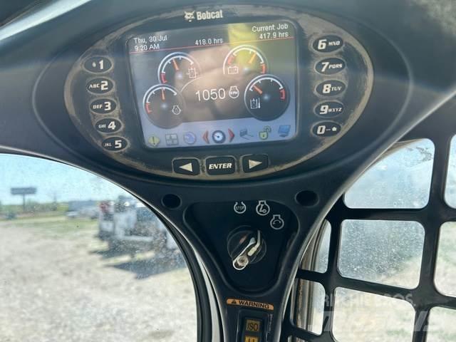 Bobcat T770  스키드로더