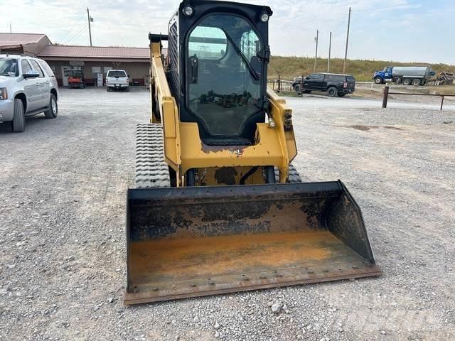 CAT 259D3  스키드로더