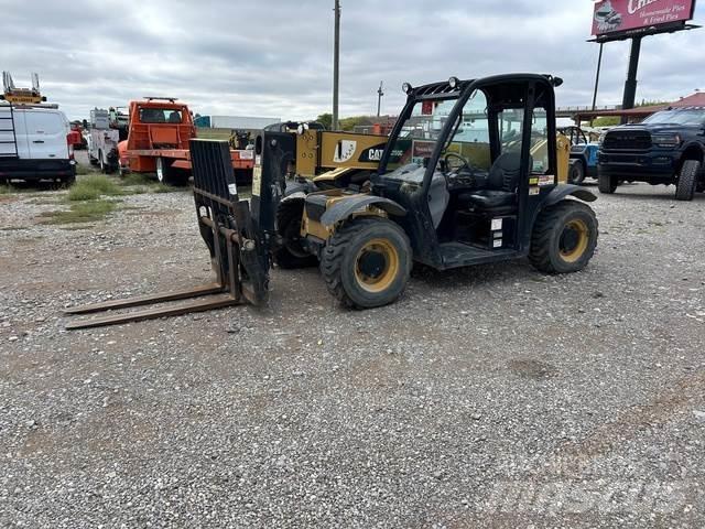 CAT TH255C 텔러 핸들러