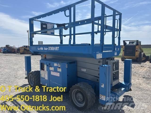 Genie GS3369 RT 가위형 리프트