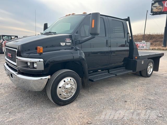 GMC C5500 플랫베드/윈치 트럭