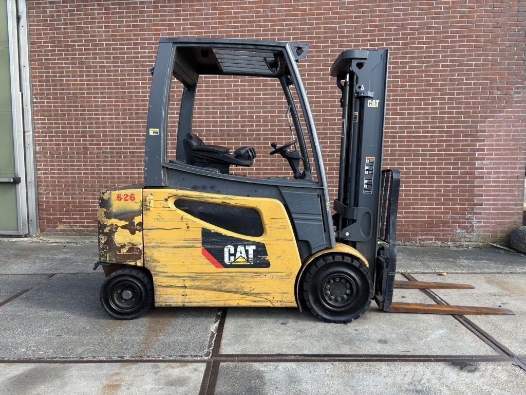 CAT 2EPC5000 전동 지게차