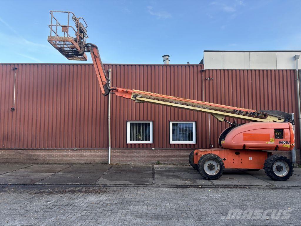 JLG 660 SJ 관절형 전동이동 리프트