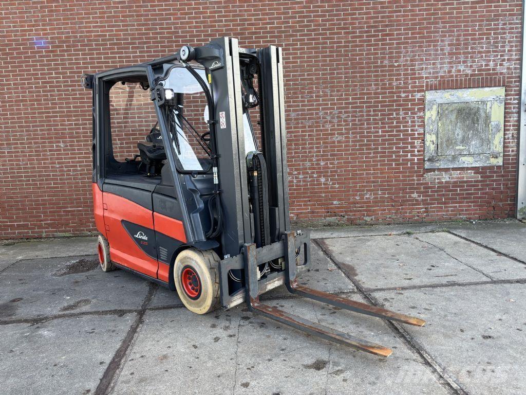 Linde E25HL-01/600 전동 지게차