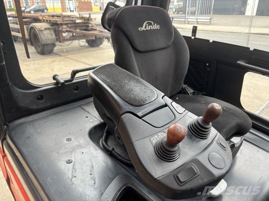 Linde E25L-01 전동 지게차