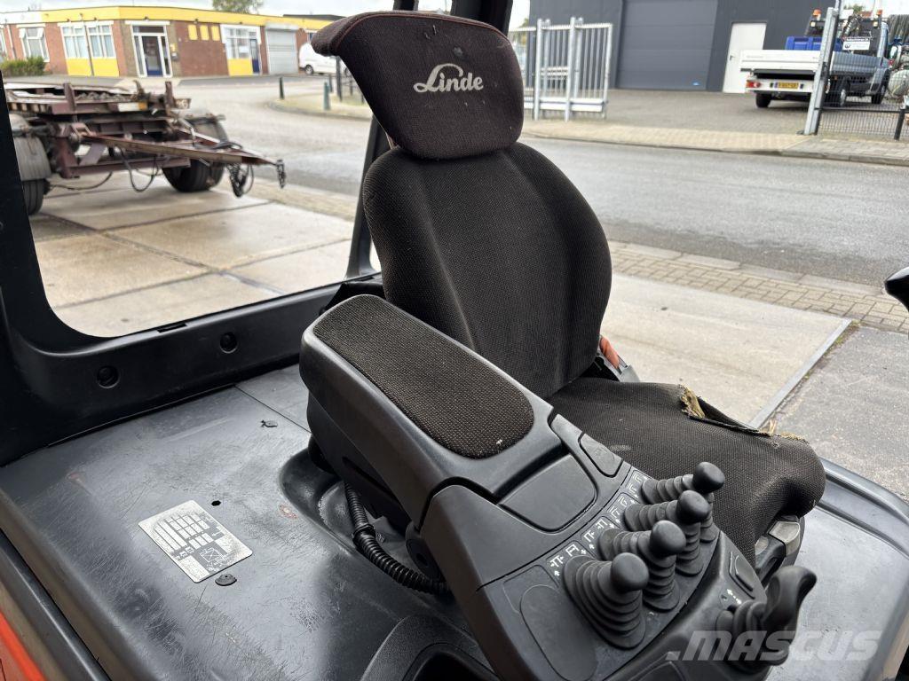 Linde E30L-01 전동 지게차