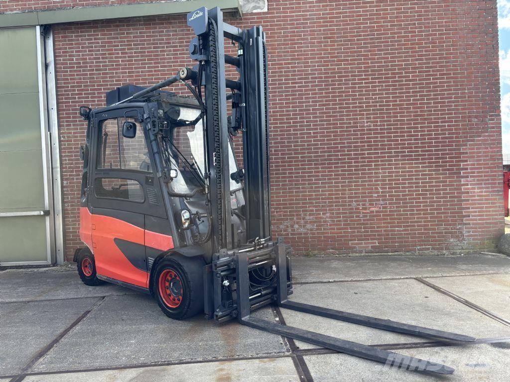 Linde E40HL-01/600 전동 지게차