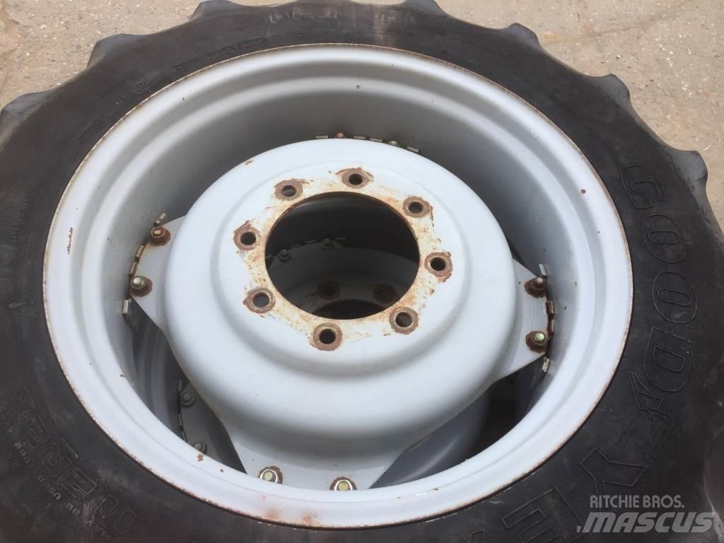 Goodyear  기타 트랙터 부속품
