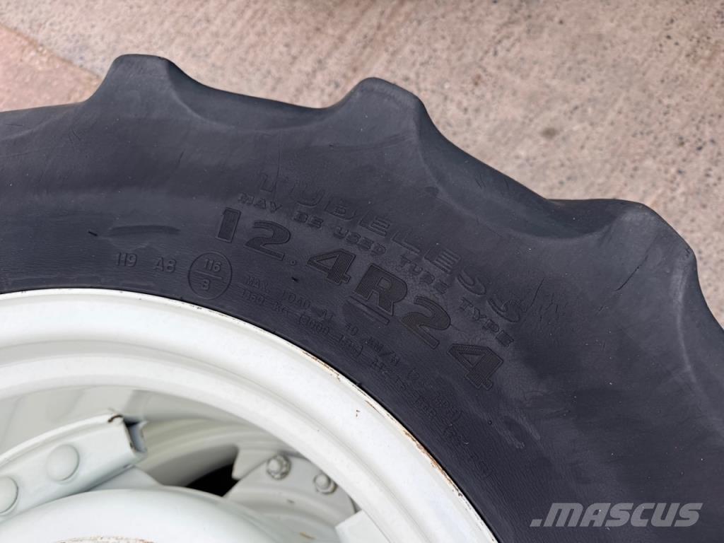 Goodyear 120 기타 트랙터 부속품
