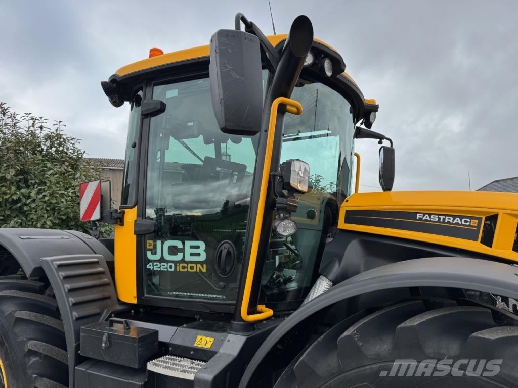 JCB 4220 iCON 트랙터
