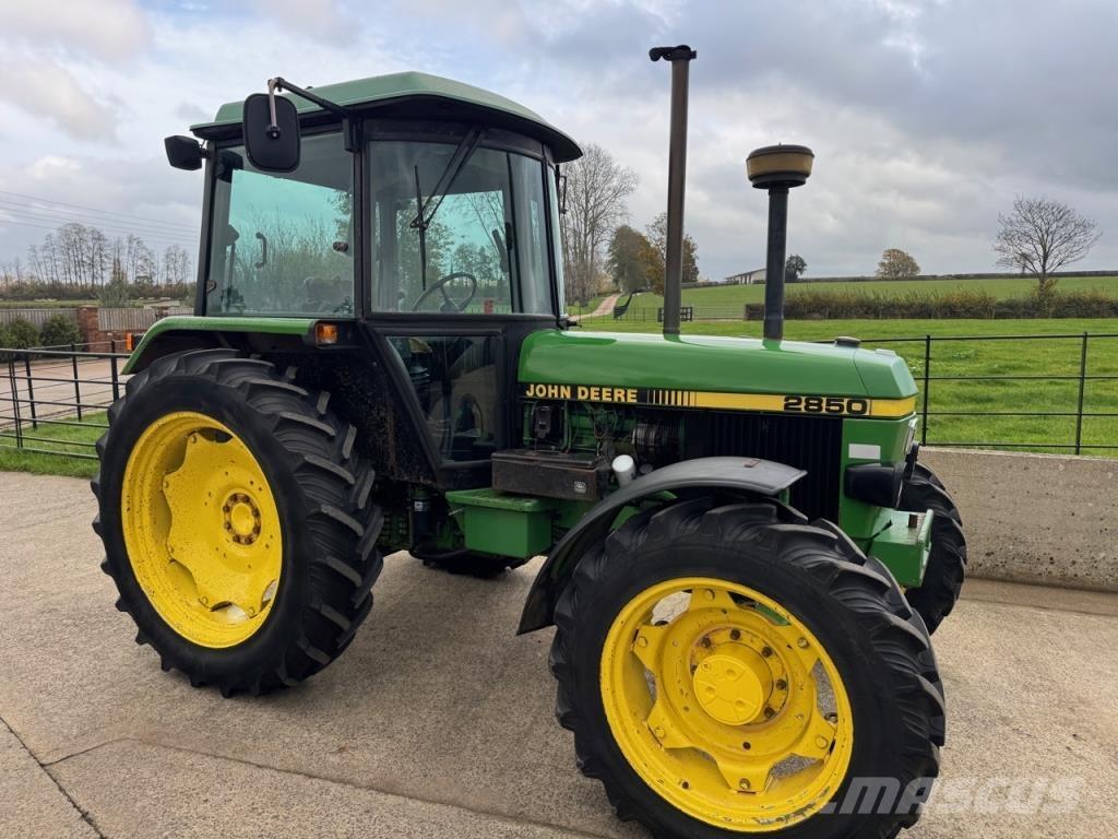 John Deere 2850 트랙터