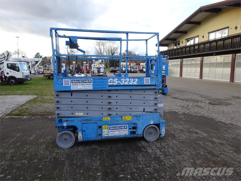 Genie GS 3232 가위형 리프트