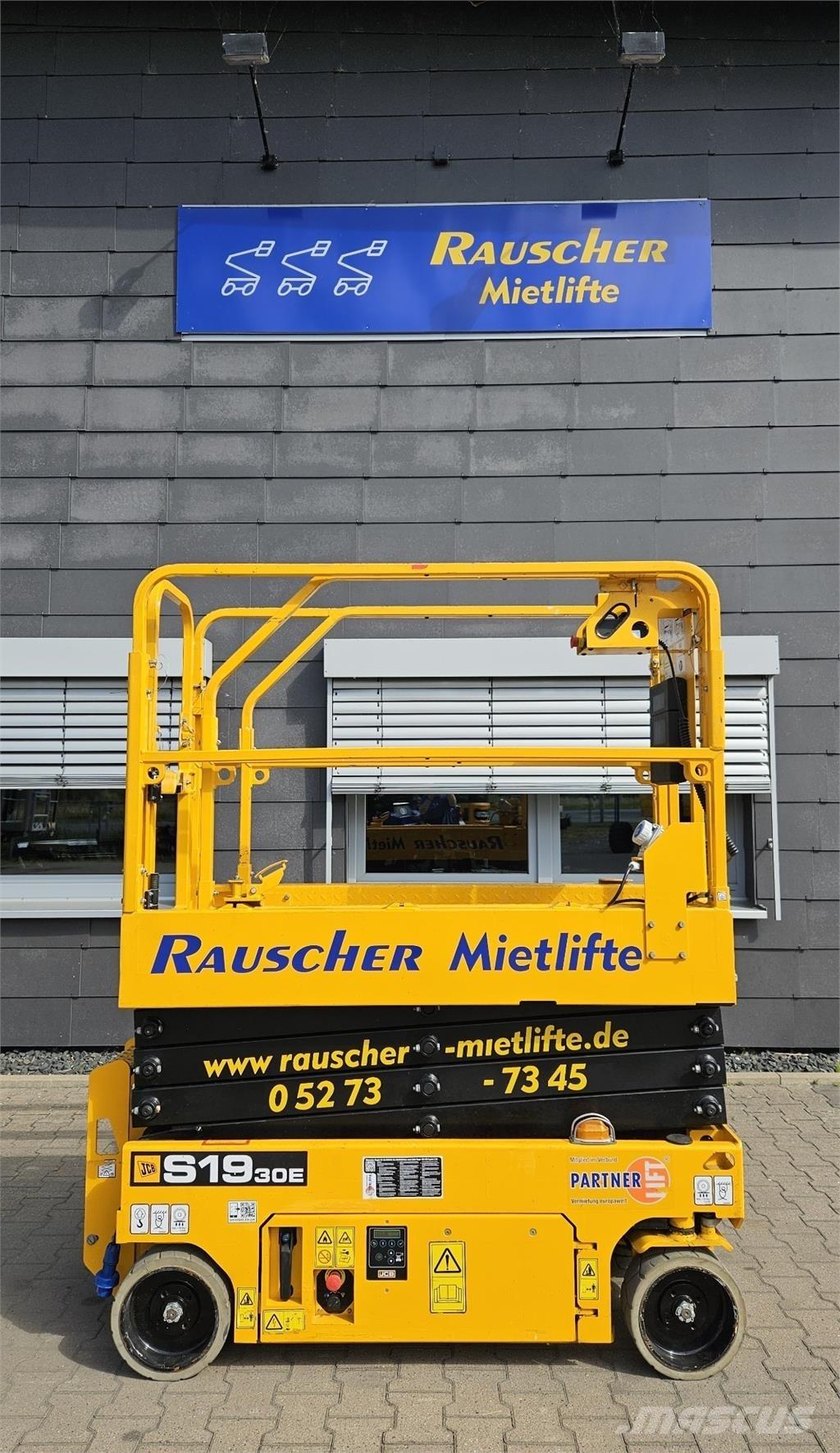 JCB S1930E 트레일러 탑재 고소작업대
