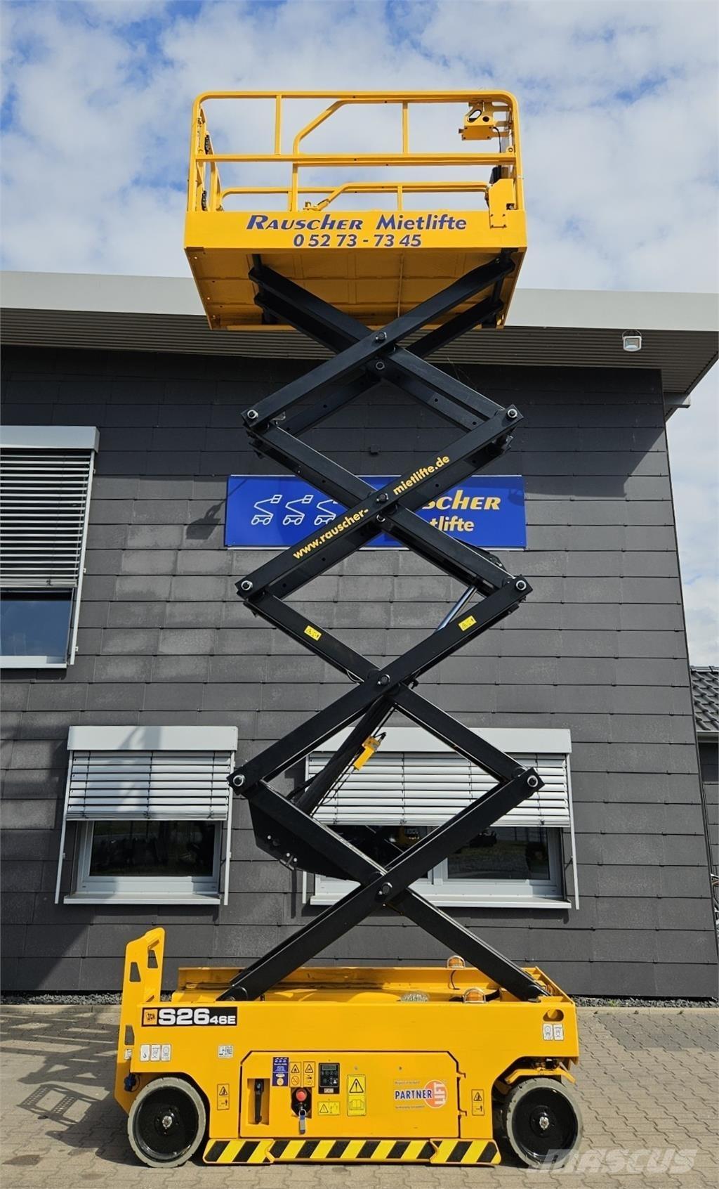 JCB S2646E 가위형 리프트