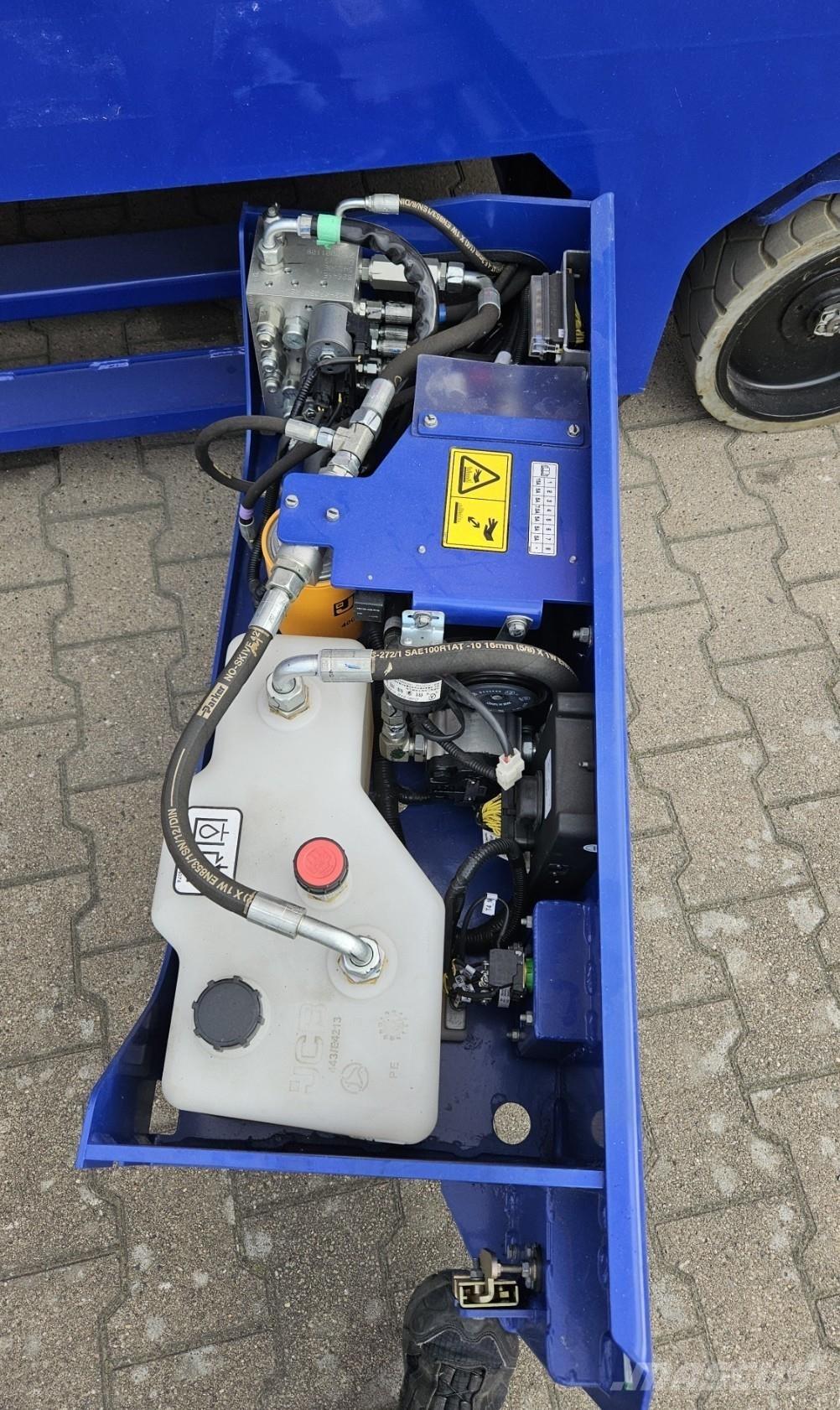 JCB S2646E 가위형 리프트