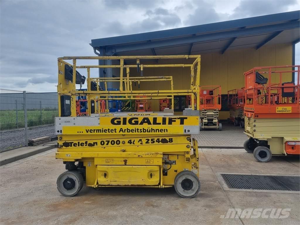 JLG 2030 ES 가위형 리프트