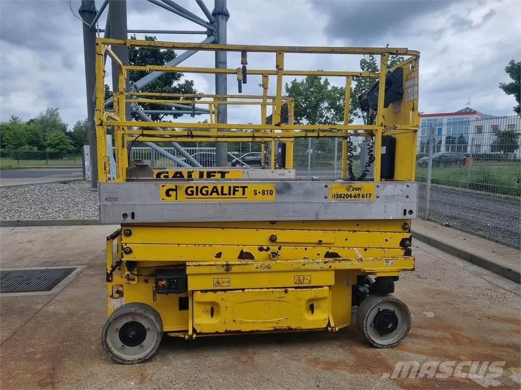 JLG 2030 ES 가위형 리프트