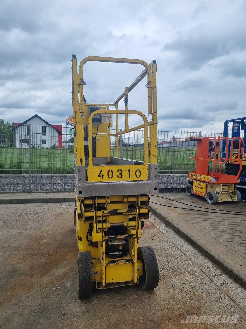 JLG 2030 ES 가위형 리프트