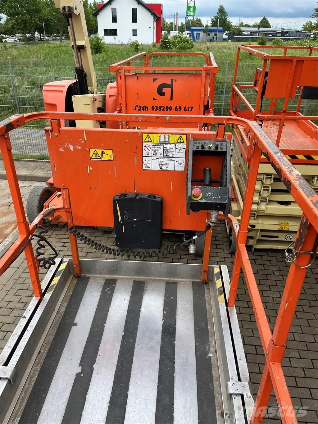 JLG 3246 ES 가위형 리프트