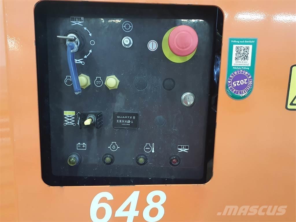 JLG 430LRT 가위형 리프트