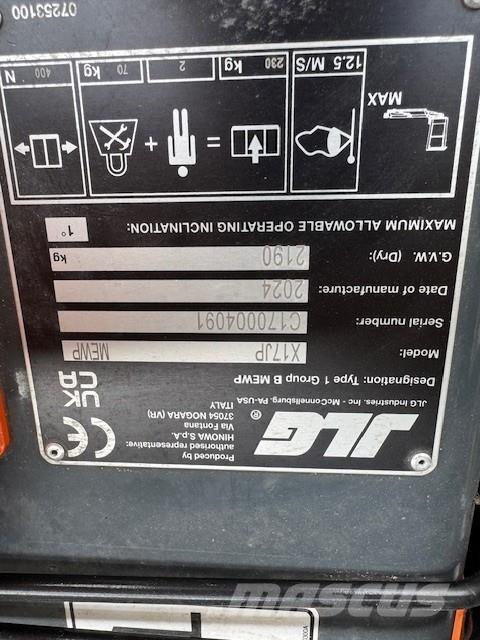 JLG X17JP Spider 자주식 고소작업대