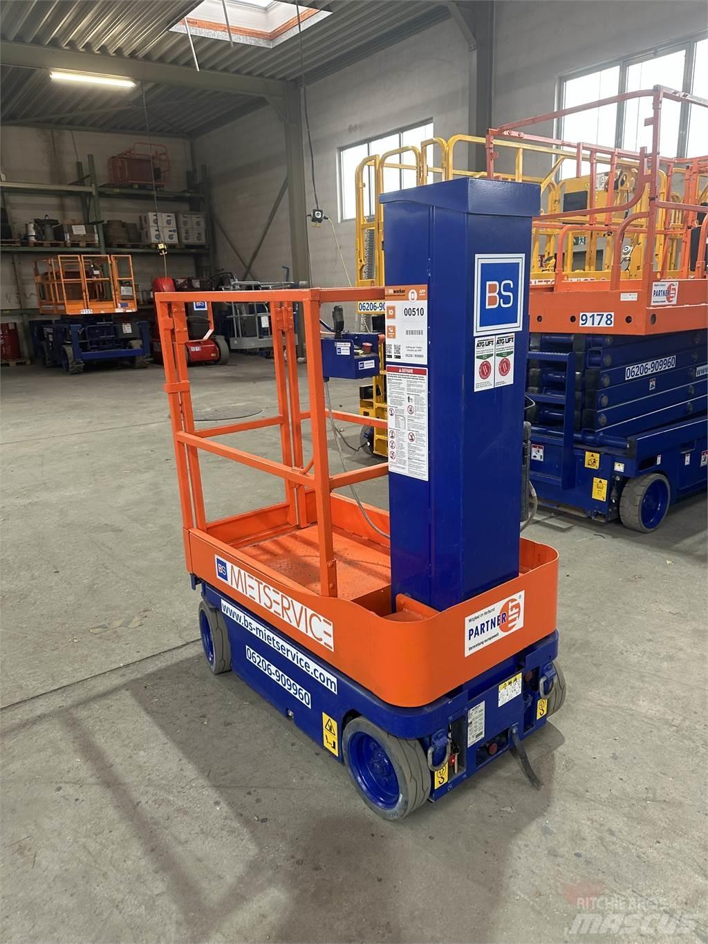 SkyJack SJ 16 가위형 리프트