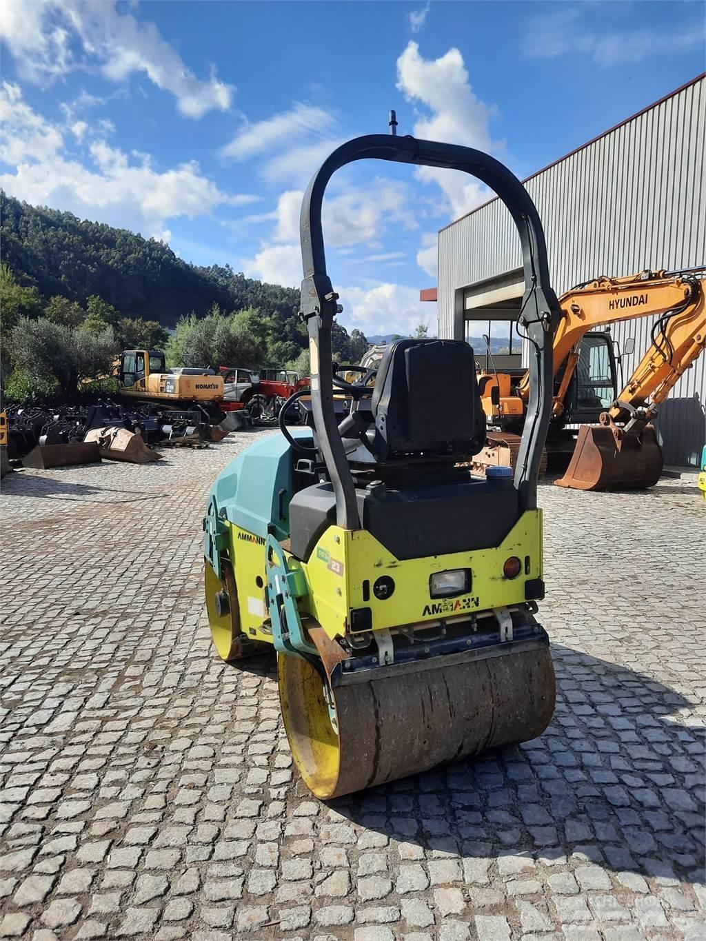 Ammann ARX23 트윈 드럼 롤러