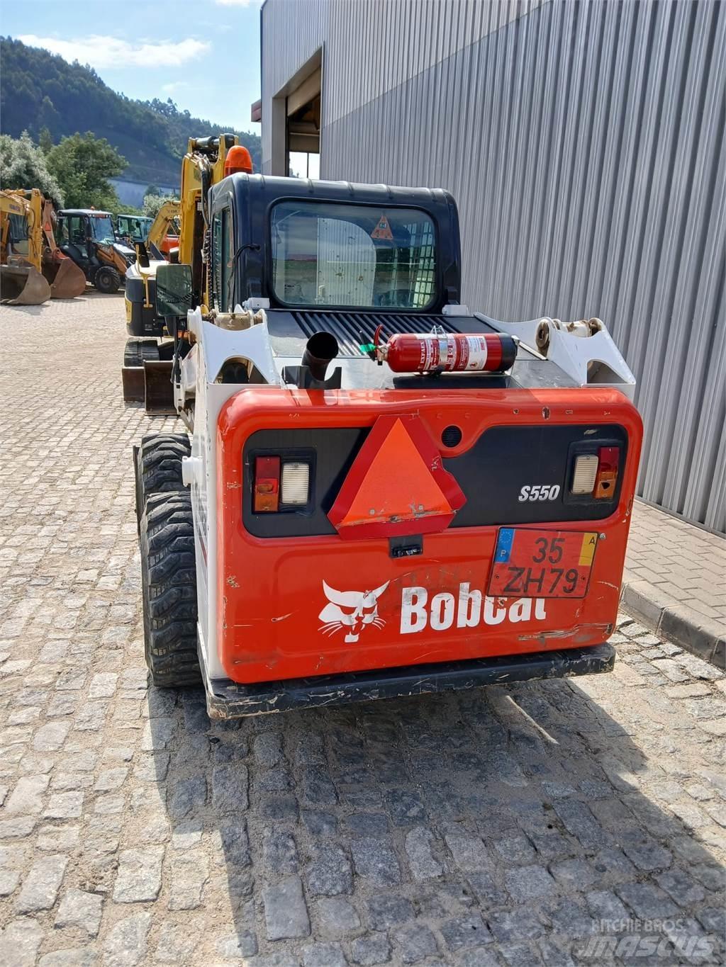 Bobcat S550  휠로우더