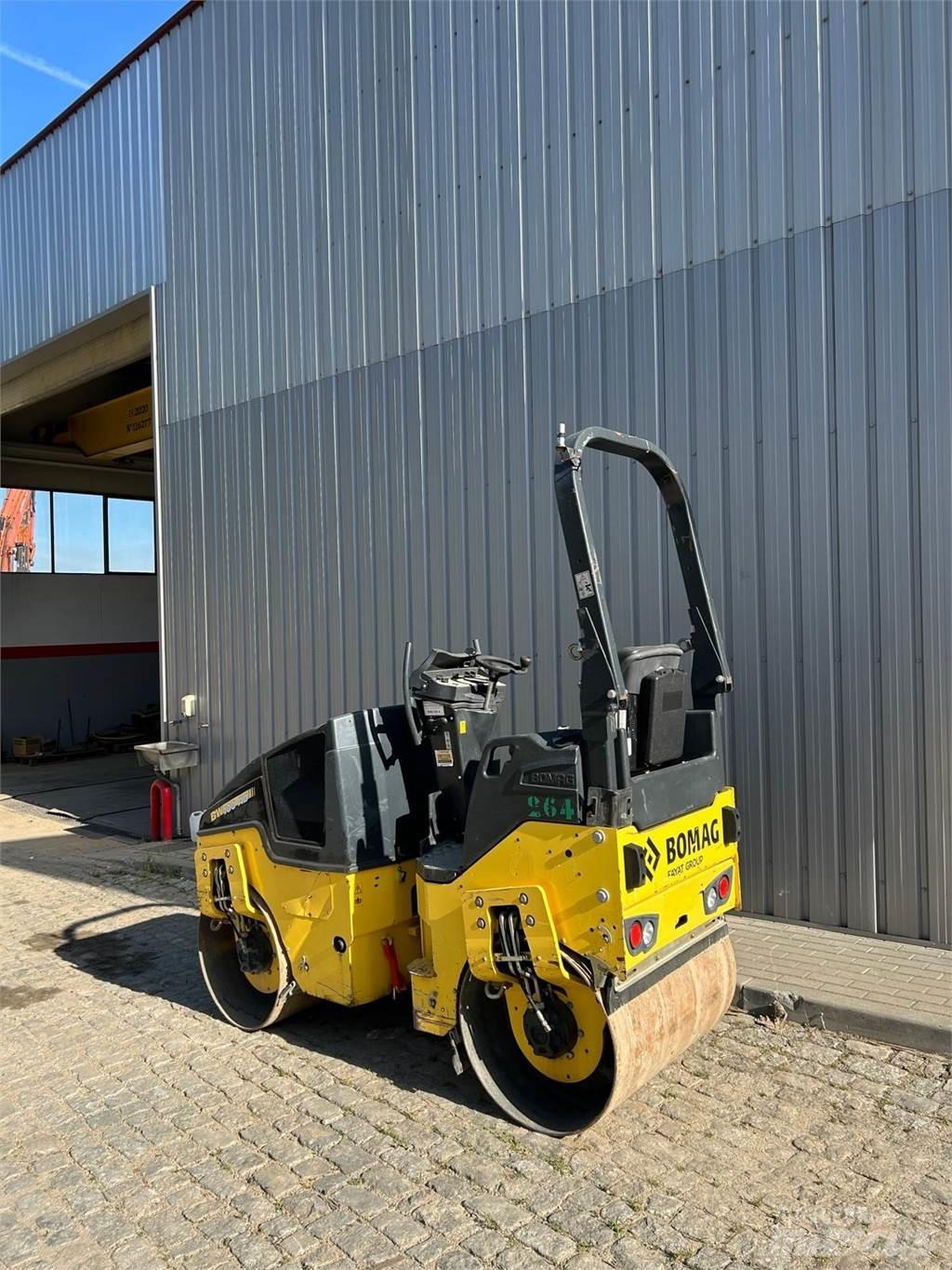 Bomag BW100AD-5 트윈 드럼 롤러