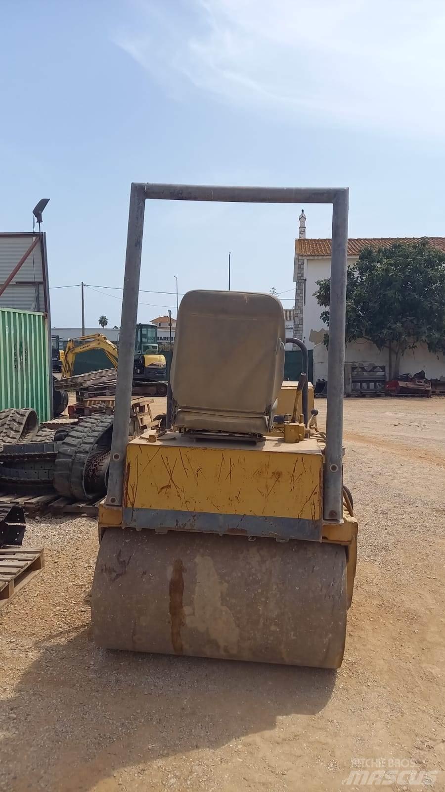 Bomag BW120AD 트윈 드럼 롤러