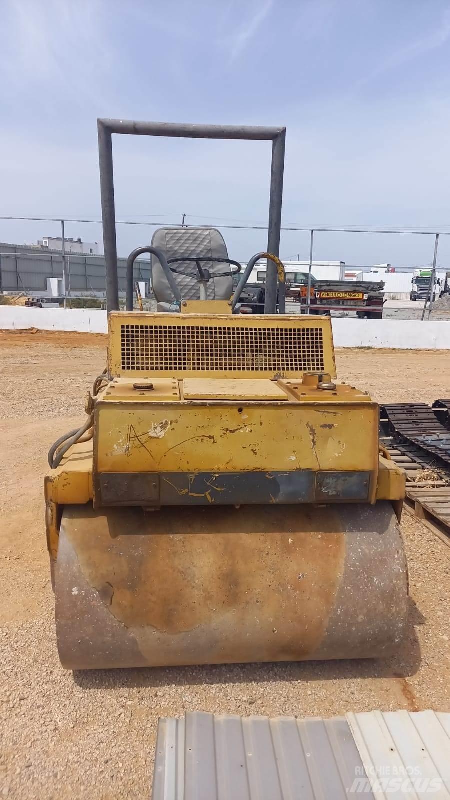 Bomag BW120AD 트윈 드럼 롤러